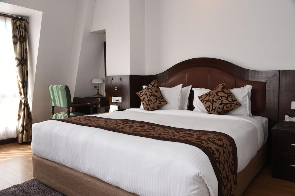 Maya Manor Boutique Hotel By Kgh Group Катманду Екстер'єр фото